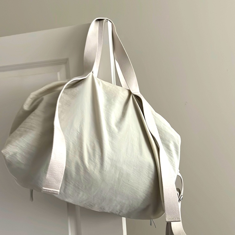 Nwt Rebecca Minkoff duffle bag